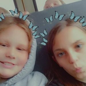 Meet your Posher, Lorean